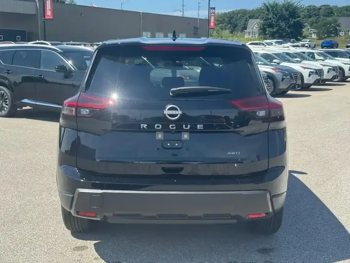 Nissan Rogue 2026 photo 5