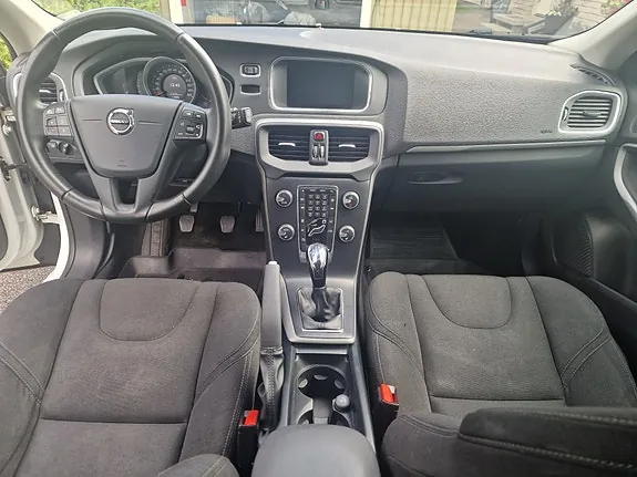 Volvo V40 2018 photo 5