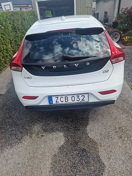 Volvo V40 2018 photo 2