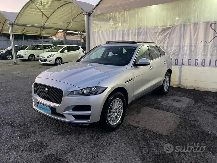 Jaguar F-Pace