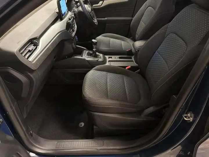 Ford Kuga 2022 photo 4
