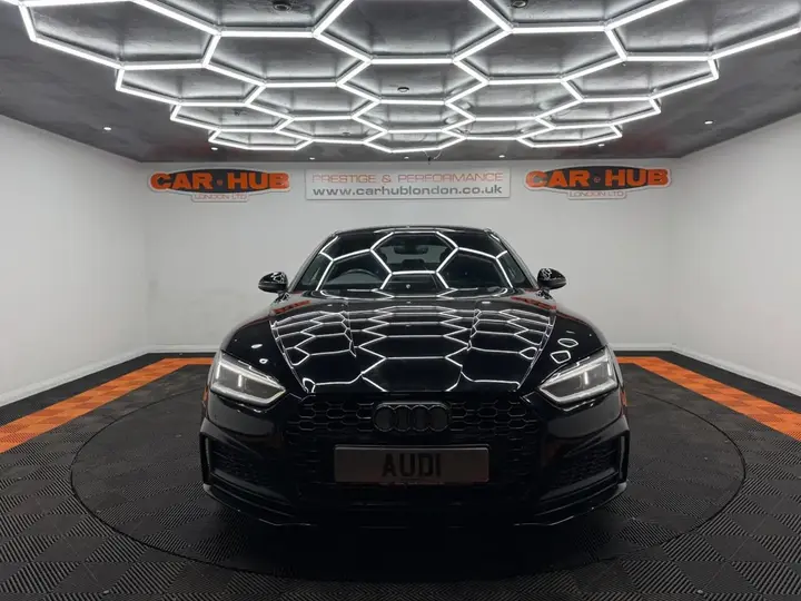 Audi A5 2019 photo 2
