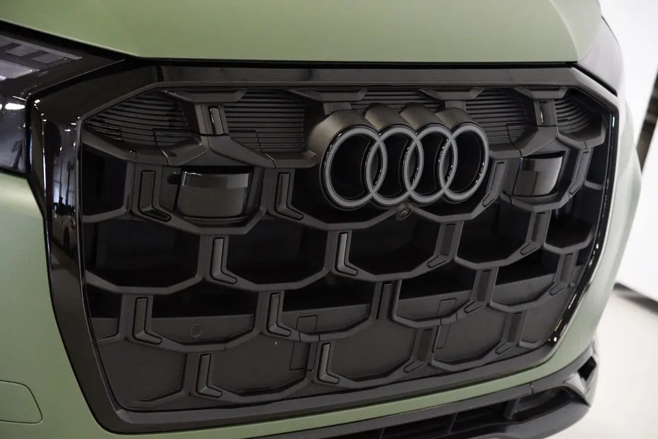 Audi Q7 2025 photo 4