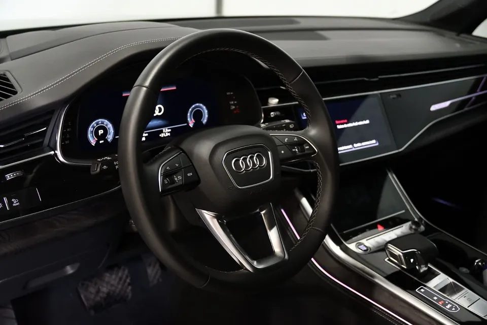 Audi Q7 2025 photo 2