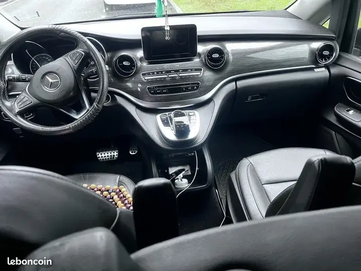 Mercedes-Benz V 2019 photo 2