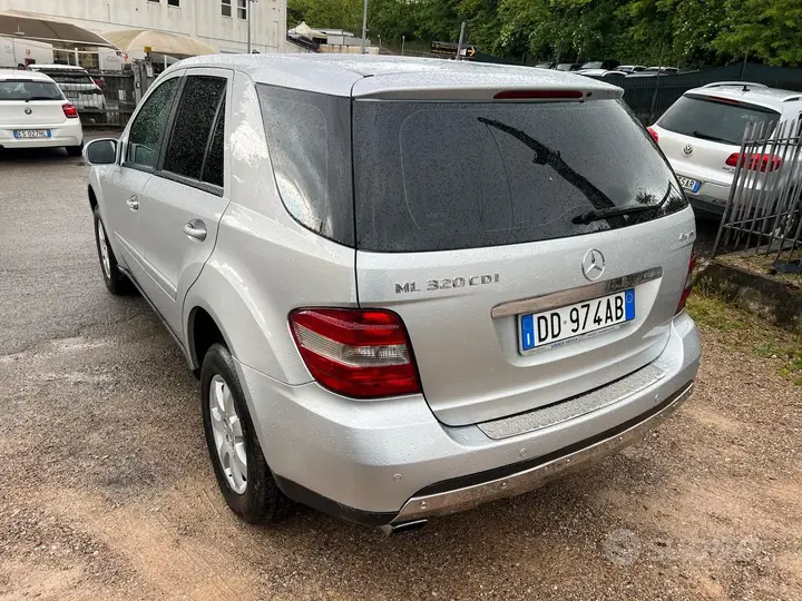 Mercedes-Benz Ml 320 2005 photo 4