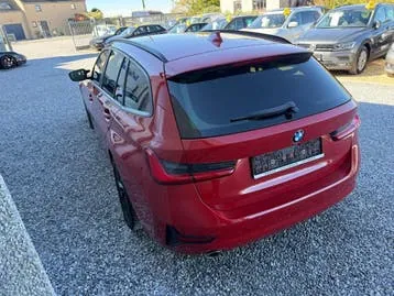 BMW 3 Series 2020 photo 3
