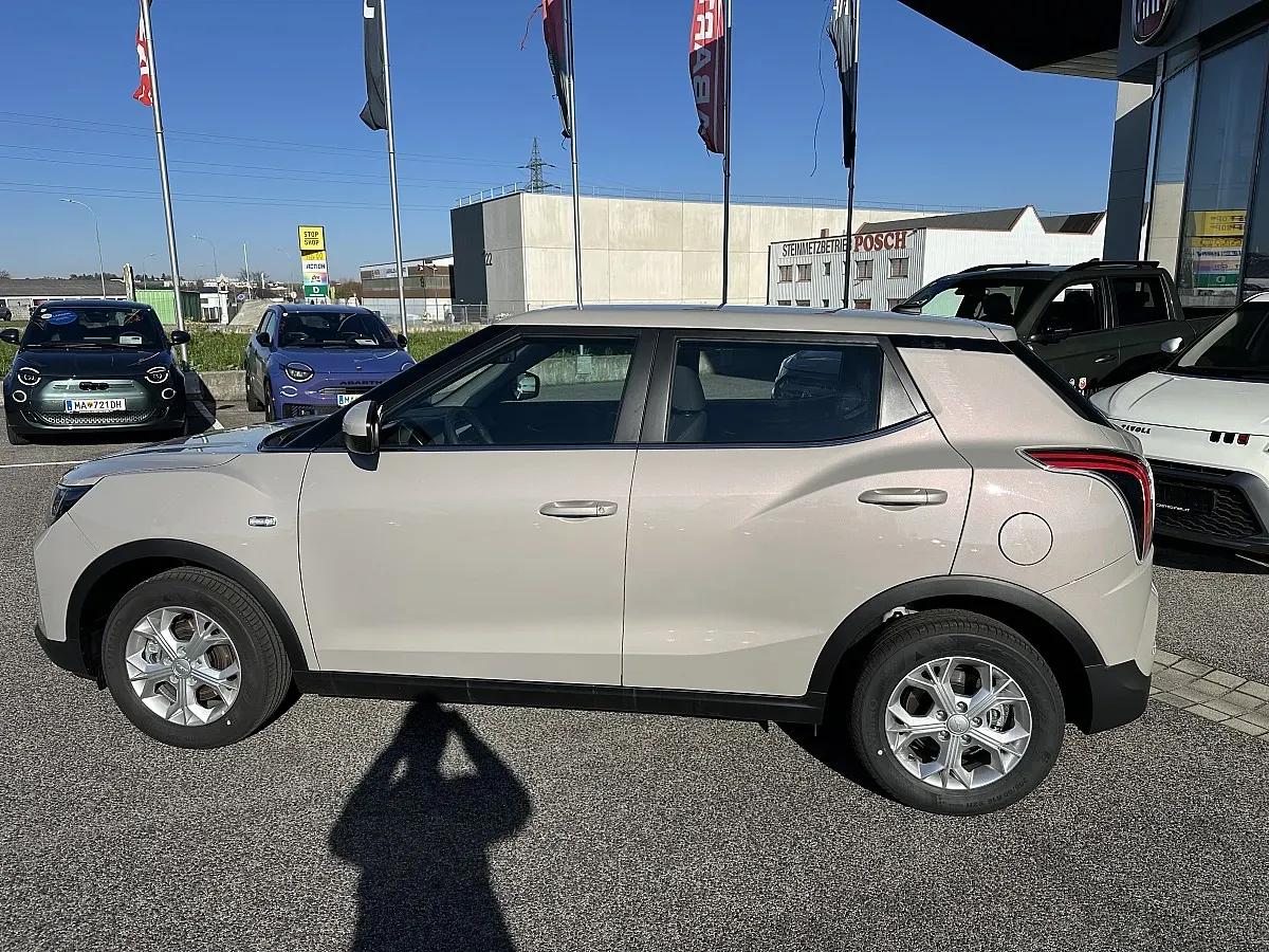 KG Mobility Tivoli photo 3