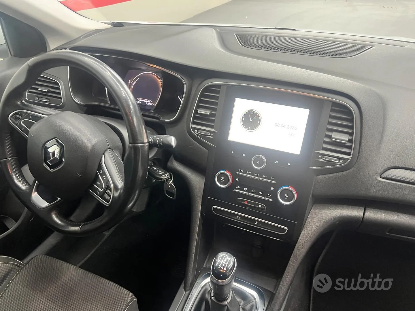 Renault Megane 2019 photo 5