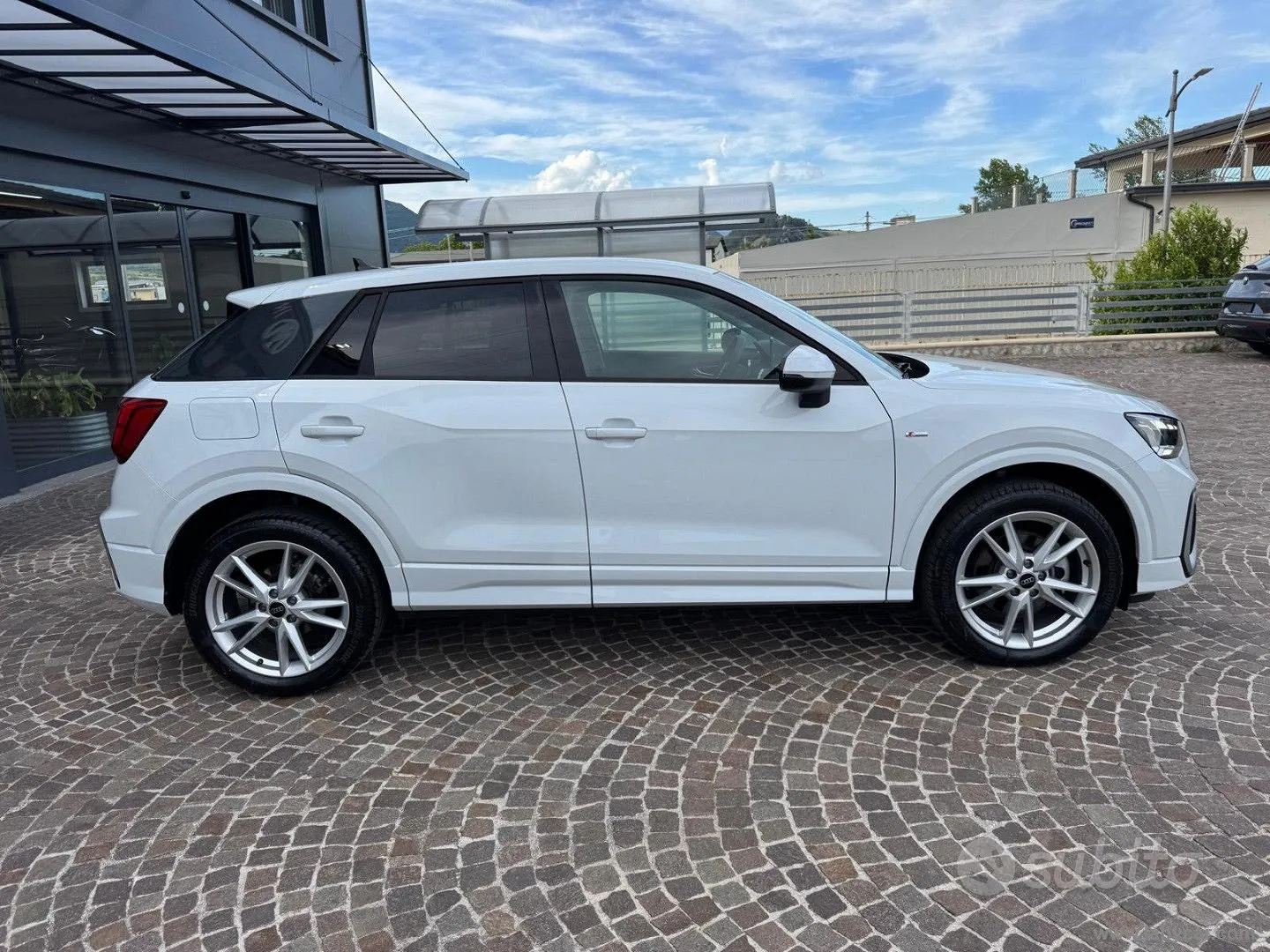 Audi Q2 2024 photo 4