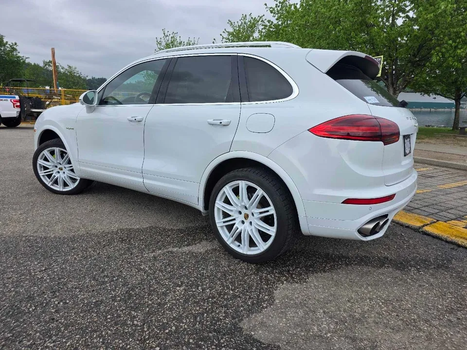 Porsche Cayenne 2016 photo 3