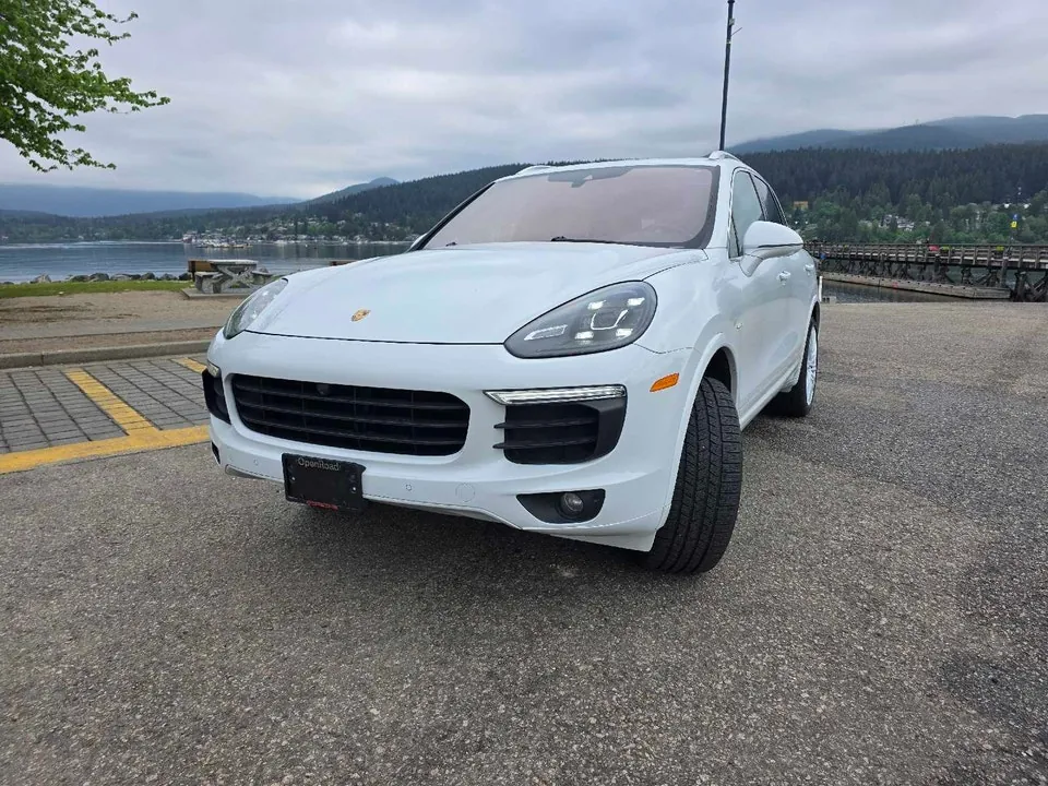 Porsche Cayenne 2016 photo 2