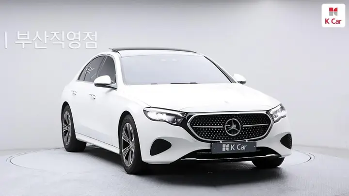 Mercedes-Benz E-Class 2025 photo 2