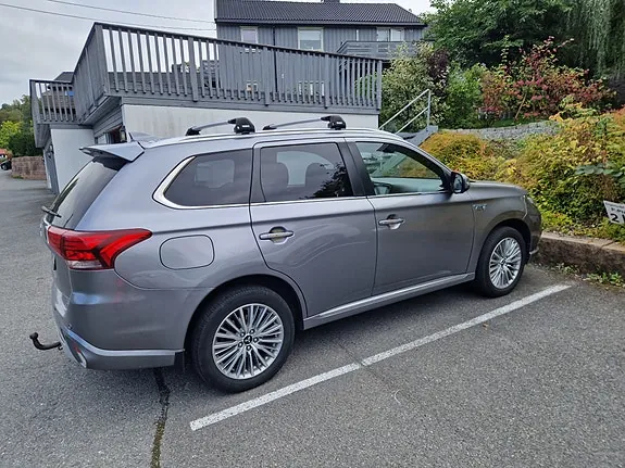 Mitsubishi Outlander 2020 photo 2