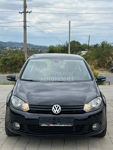 Volkswagen Golf 2010 photo 2