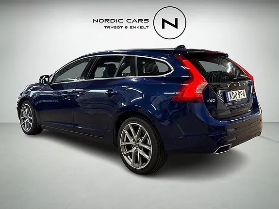 Volvo V60 2016 photo 2