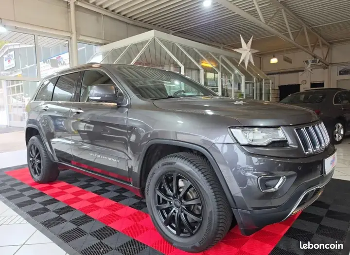 Jeep Grand Cherokee 2014 photo 3