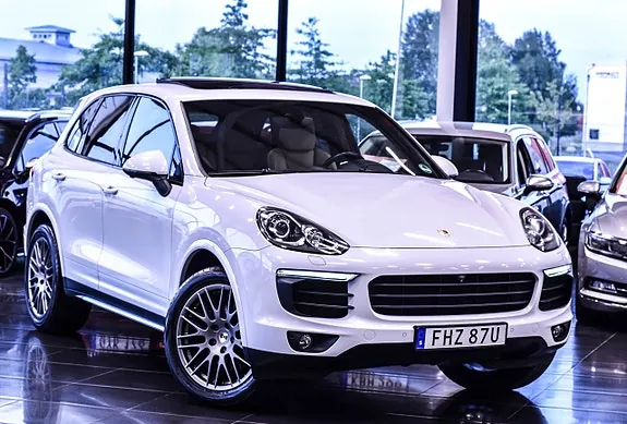 Porsche Cayenne 2017 photo 2