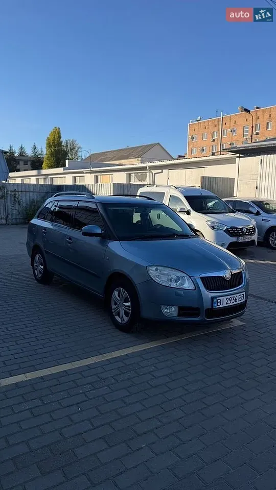 Skoda Fabia 2007 photo 3