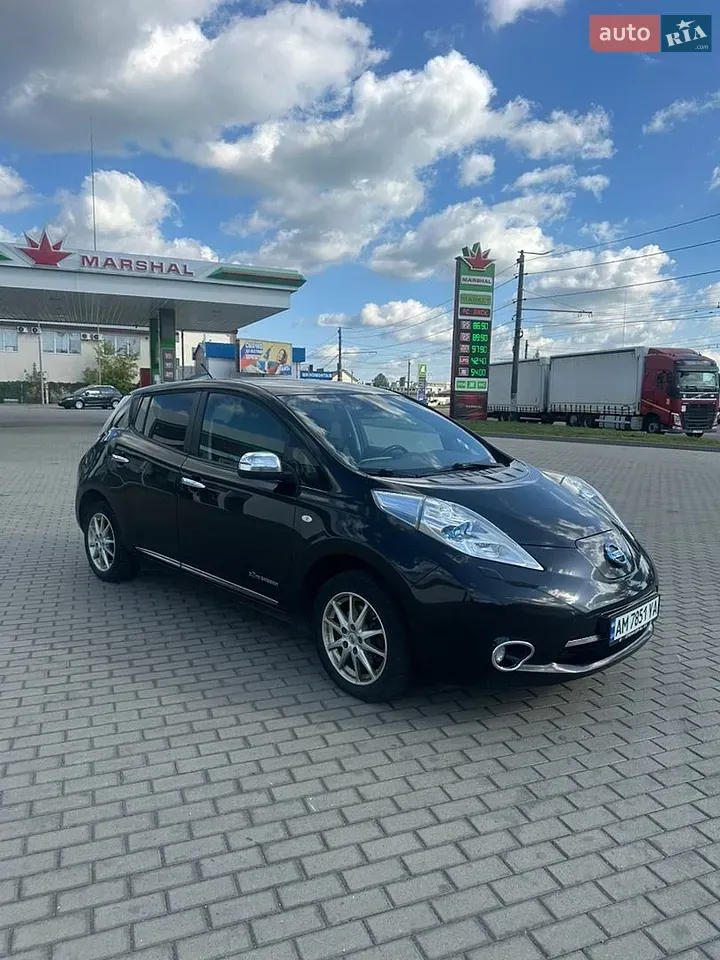 Nissan Leaf 2013 photo 3