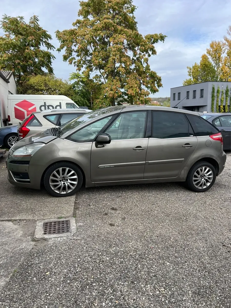 Citroen C4 Picasso 2008 photo 3