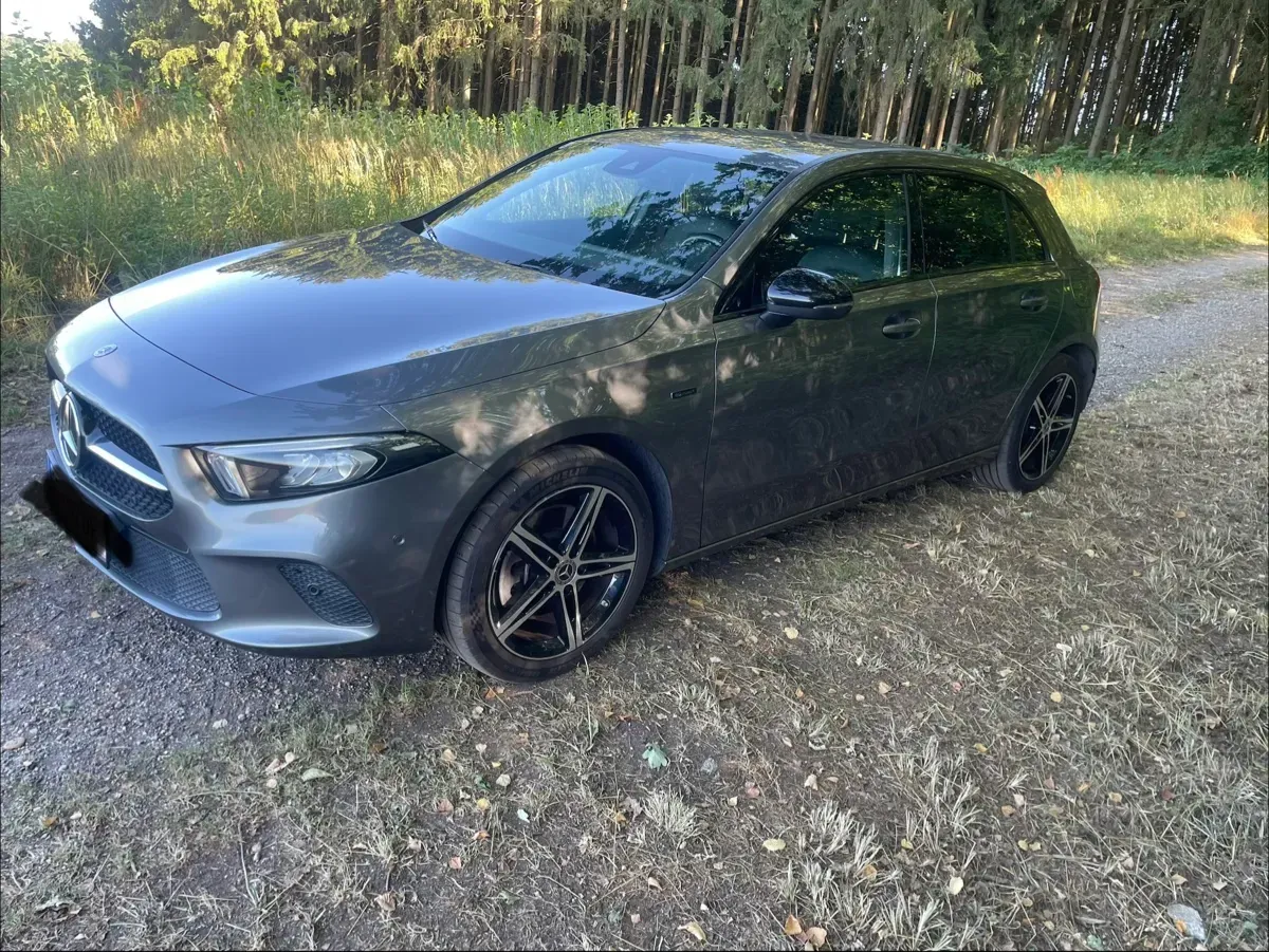 Mercedes-Benz A-Class 2020 photo 2