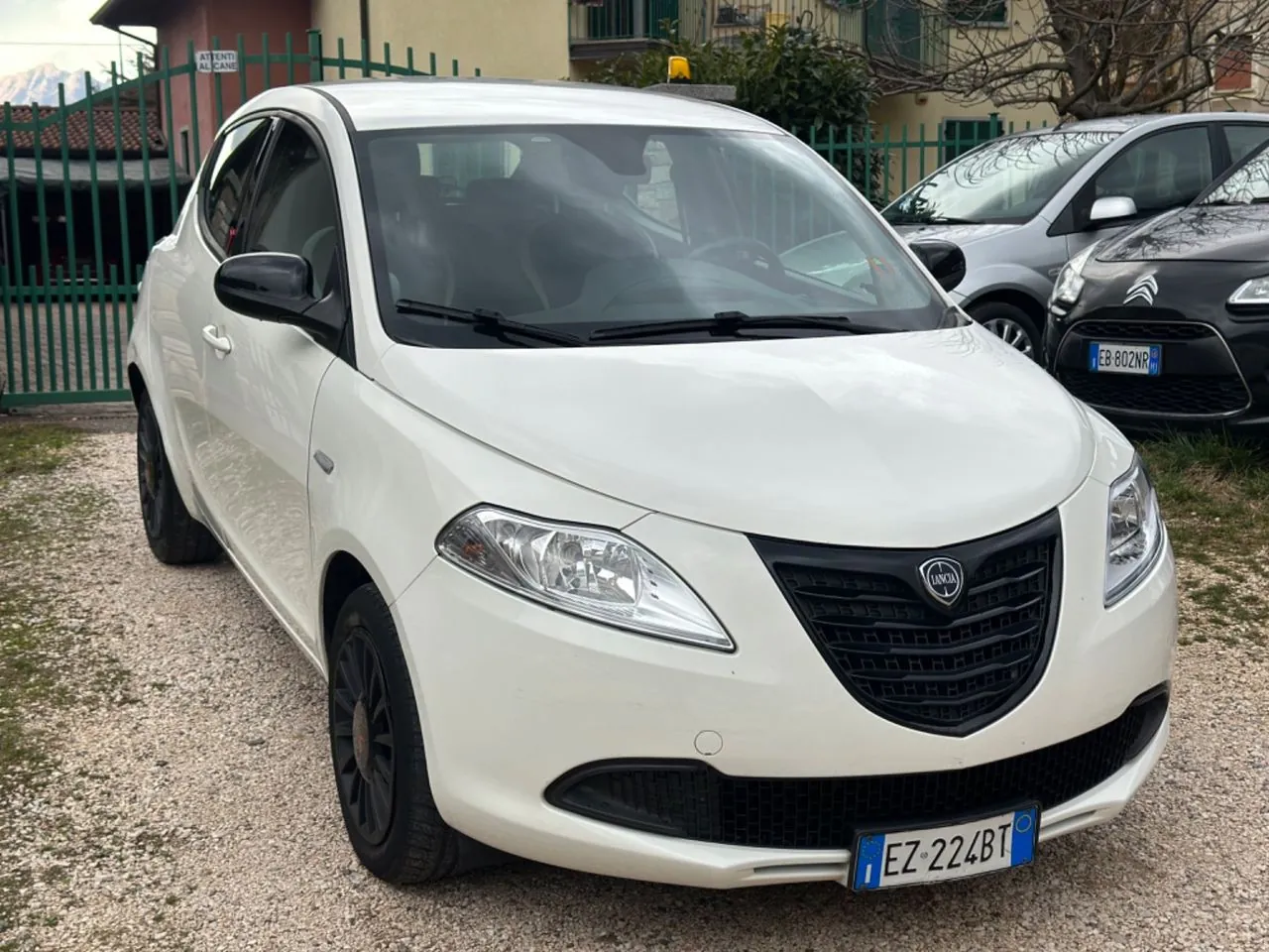 Lancia Ypsilon 2015 photo 3