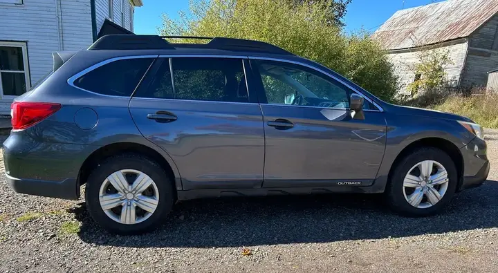 Subaru Outback 2015 photo 3
