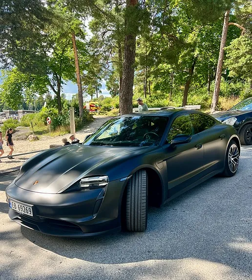 Porsche Taycan 4S