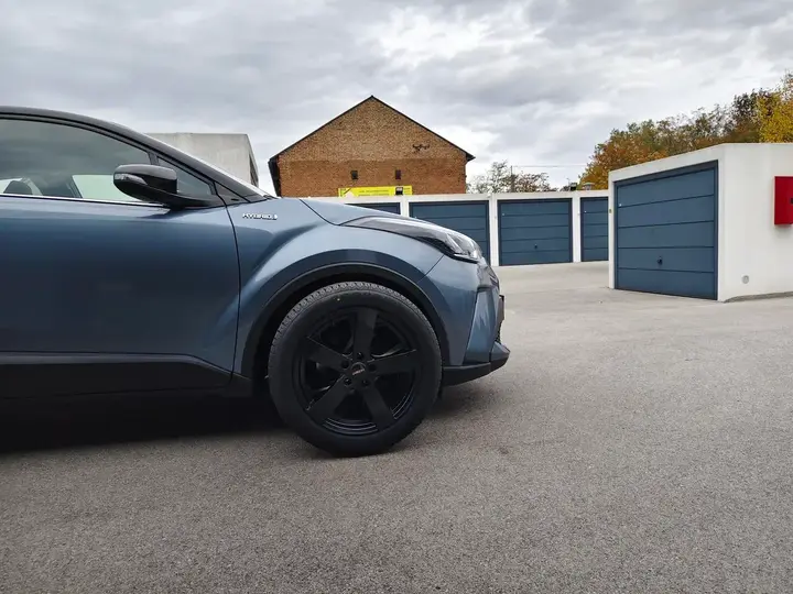 Toyota C-Hr 2021 photo 3