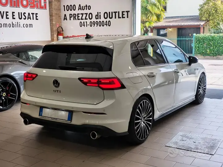 Volkswagen Golf 2022 photo 3