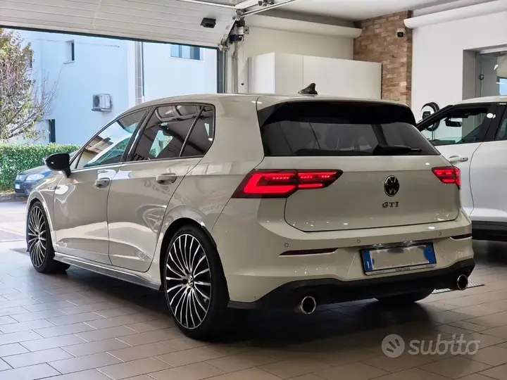 Volkswagen Golf 2022 photo 4
