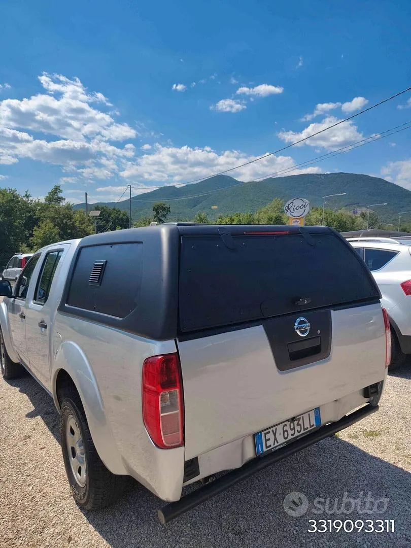 Nissan Navara 2014 photo 2