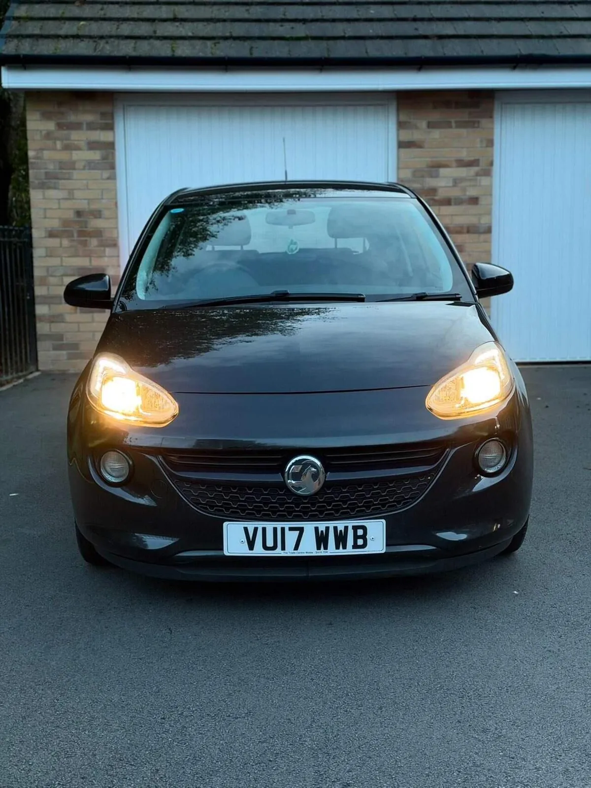 Vauxhall Adam 2017 photo 2