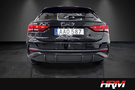 Audi Q3 2021 photo 4
