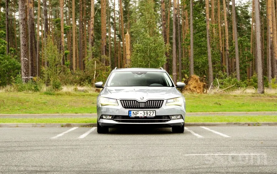 Skoda Superb 2017 photo 3