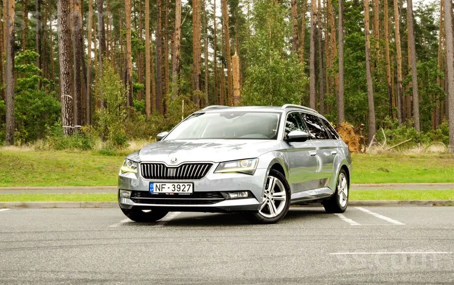 Skoda Superb 2017 photo 4