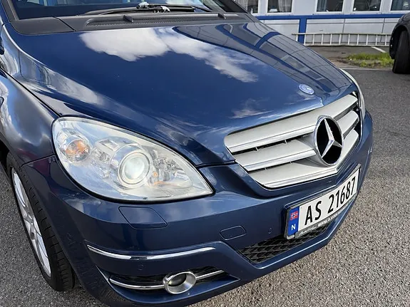 Mercedes-Benz B200 D 2009 photo 4