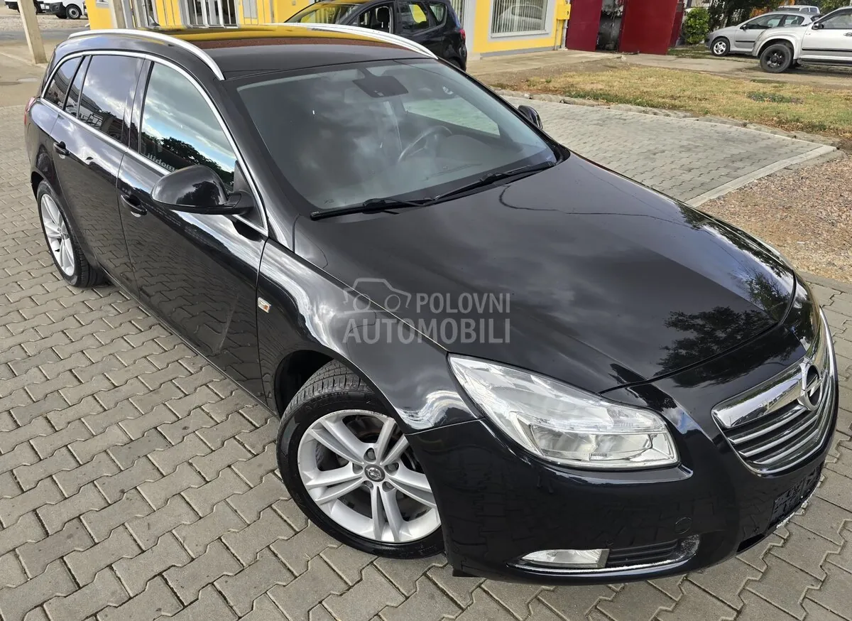 Opel Insignia 2010 photo 2