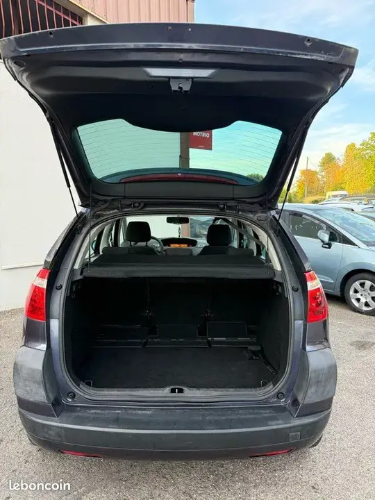 Citroen C4 Picasso 2009 photo 3