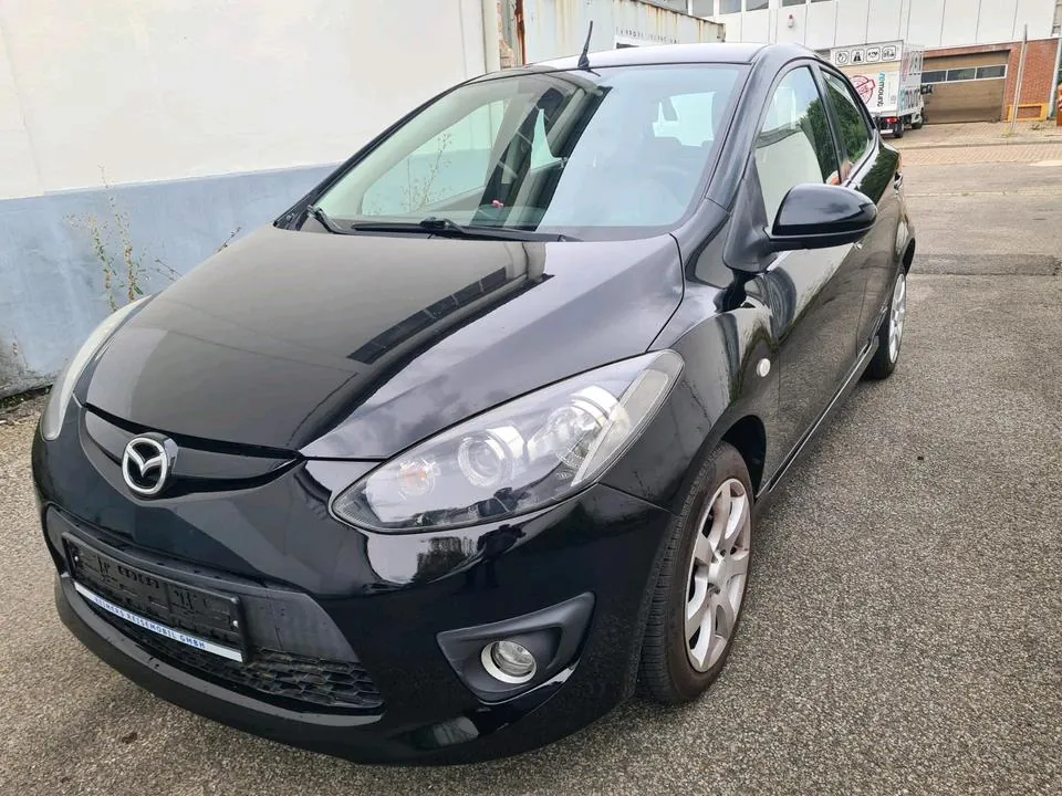 Mazda 2