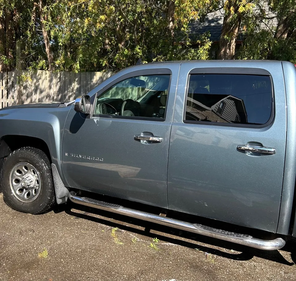 Chevrolet Silverado 1500 2009 photo 3