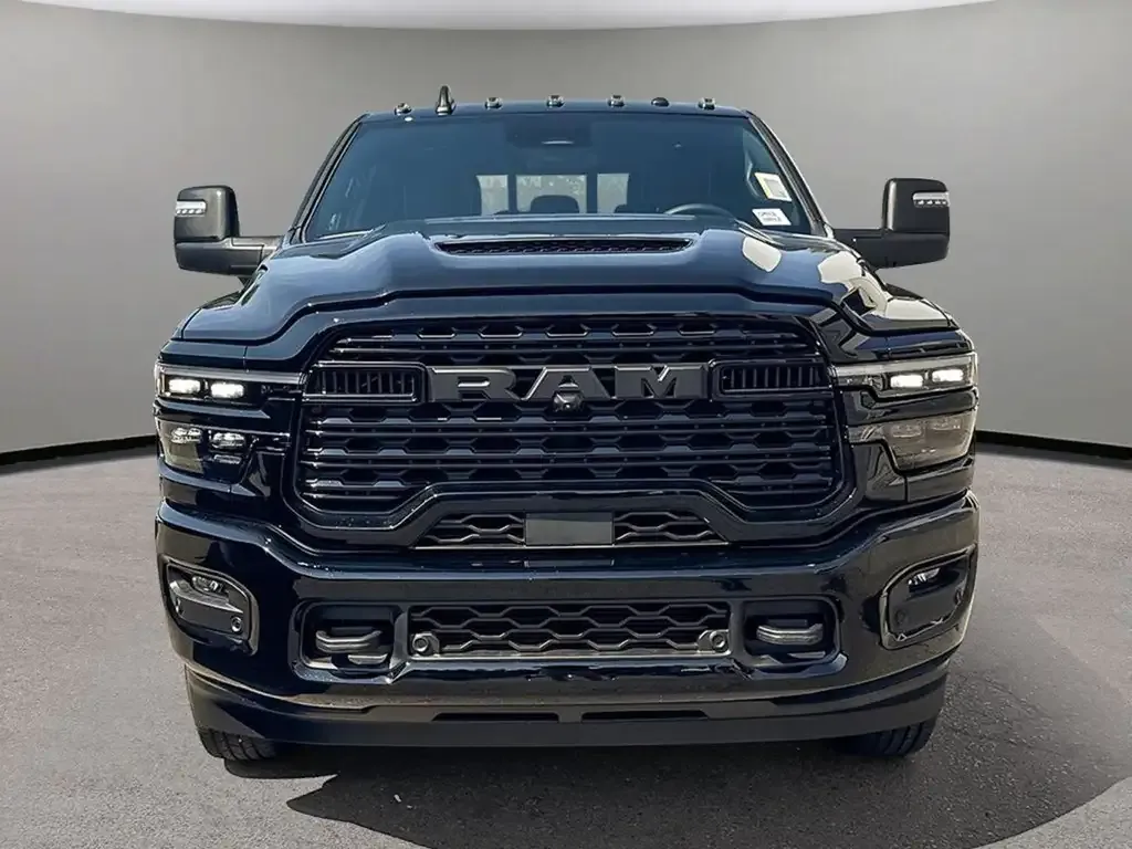 Ram 3500 2026 photo 2