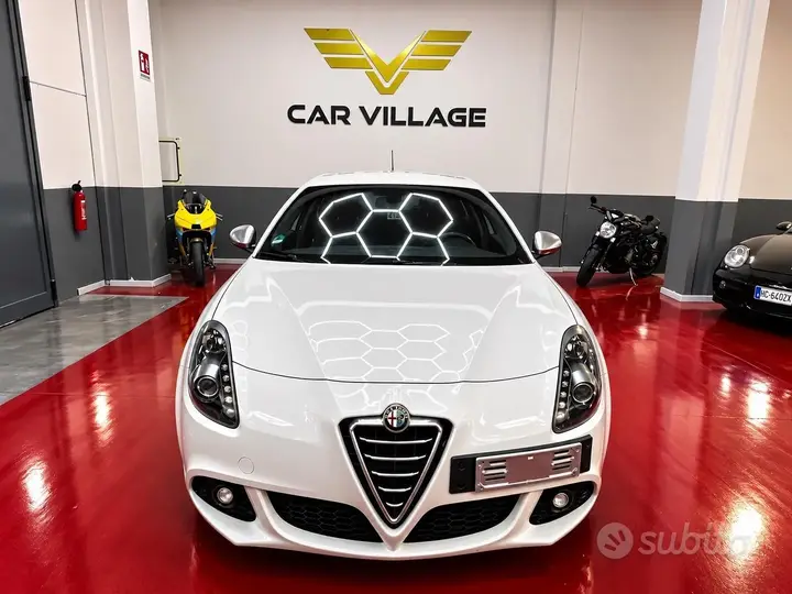Alfa Romeo Giulietta 2010 photo 5