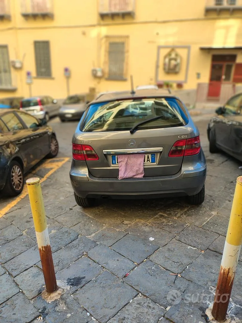 Mercedes-Benz B-Class 2018 photo 2