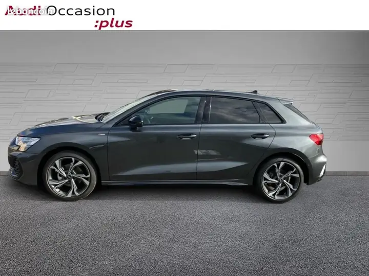 Audi A3 2026 photo 2
