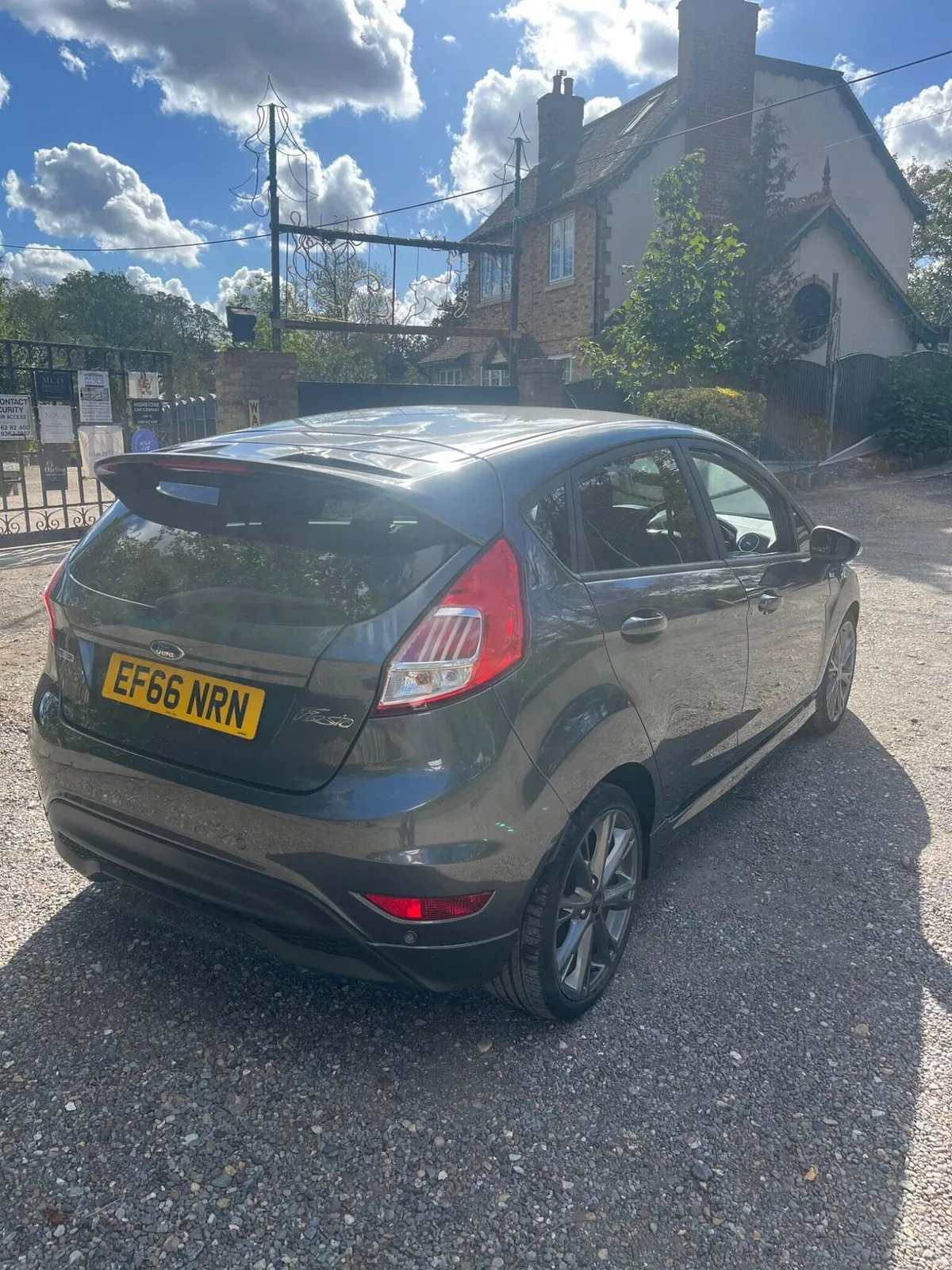 Ford Fiesta 2016 photo 3