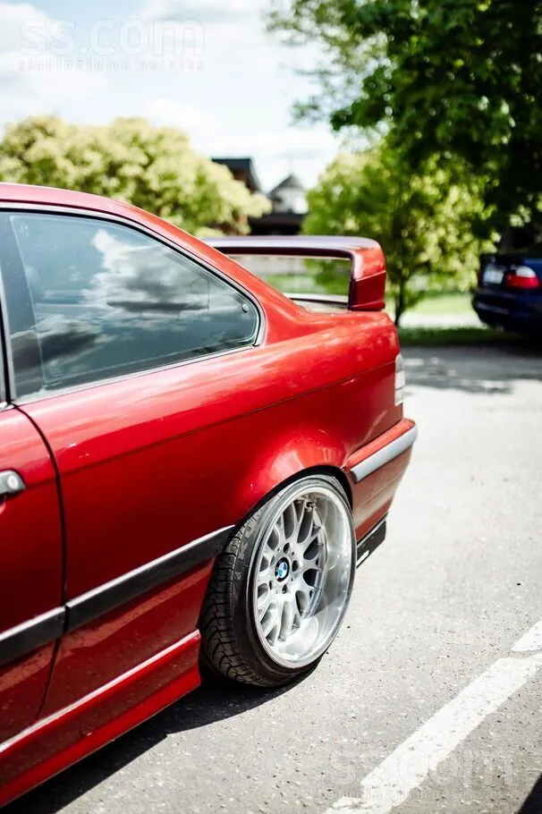BMW 320 1993 photo 5