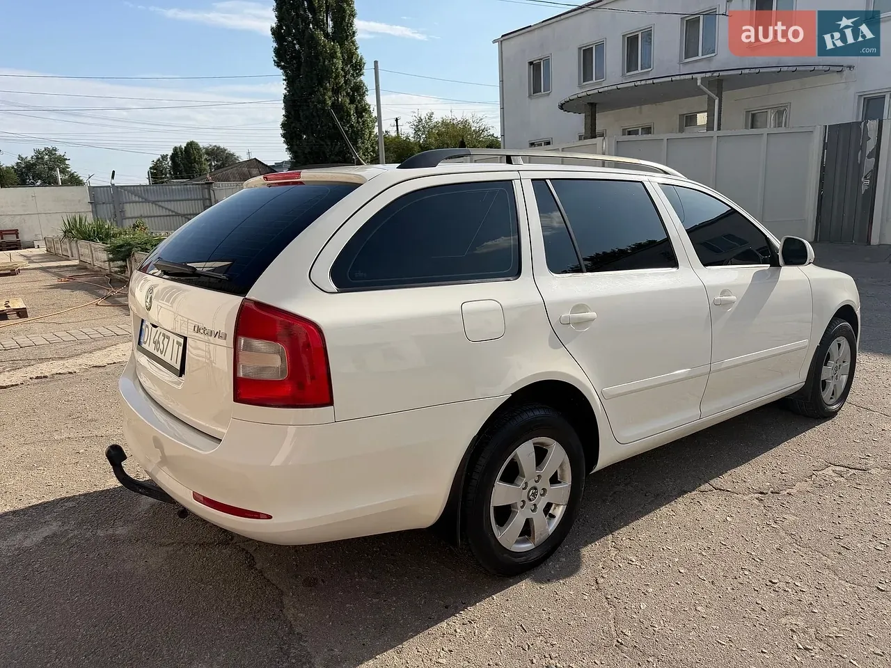 Skoda Octavia 2012 photo 3