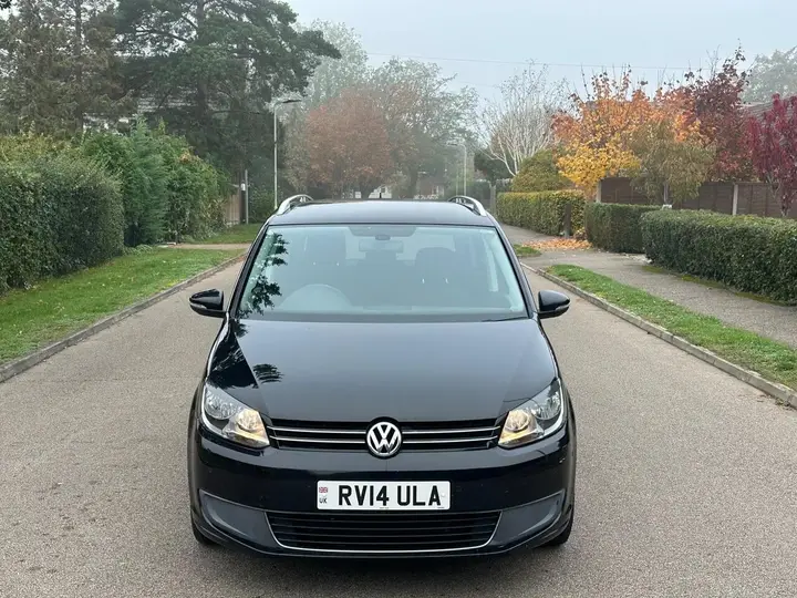 Volkswagen Touran 2014 photo 2